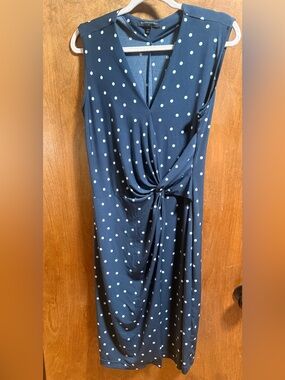 Women’s medium petite banana republic sleeveless twist tie midi dress .